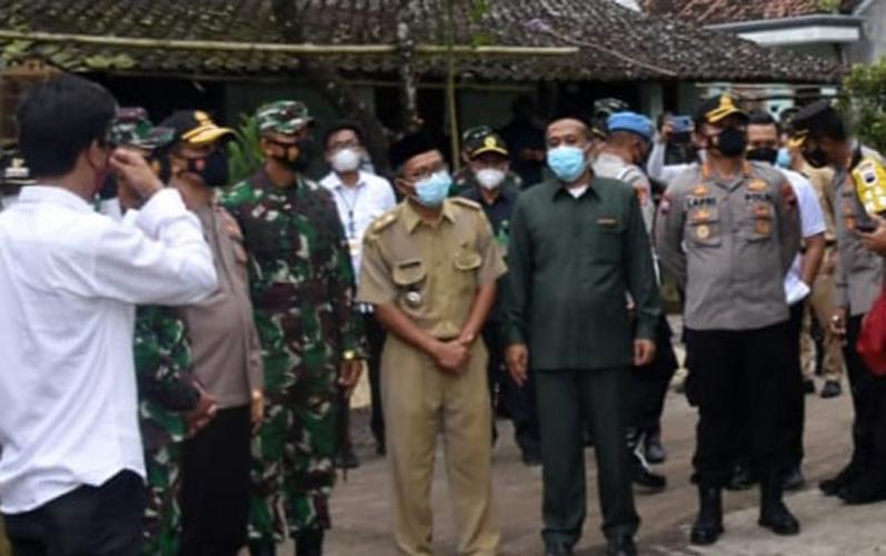 title Kasus Covid-19 di Kabupaten Semarang Meningkat, Kapolda Minta PPKM Mikro Diperketat Kasus Covid-19 di Kabupaten Semarang Meningkat, Kapolda Minta PPKM Mikro Diperketat