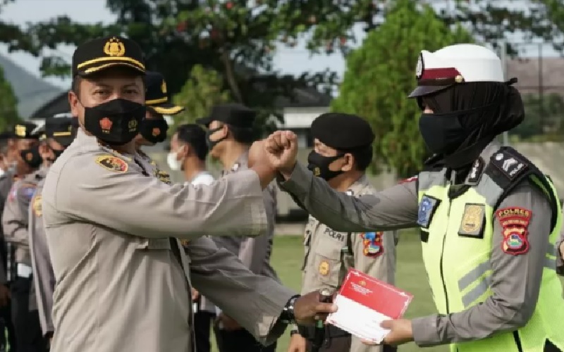 Kapolres Sumbawa Barat Akan Tahan Gaji Personel yang Tak Disiplin