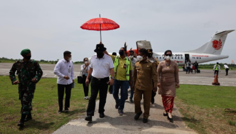 Ketua DPD La Nyalla Apresiasi Bandara Kabir Pantar, Harap Konektivitas NTT Kian Lancar