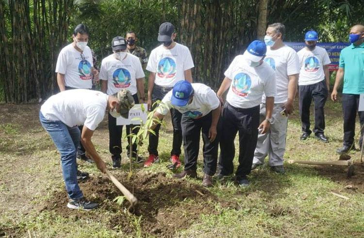 Peringati Hari Air Sedunia, Bupati Gunungkidul Hijaukan Lahan Kritis