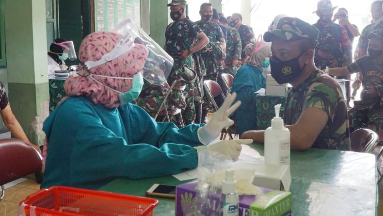 Ratusan Prajurit TNI Kodim Pekalongan Telah Divaksin Covid-19 