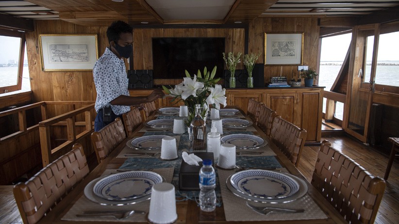 Keliling Kepulauan Seribu dengan Kapal Augustine Phinisi - Bagian 3