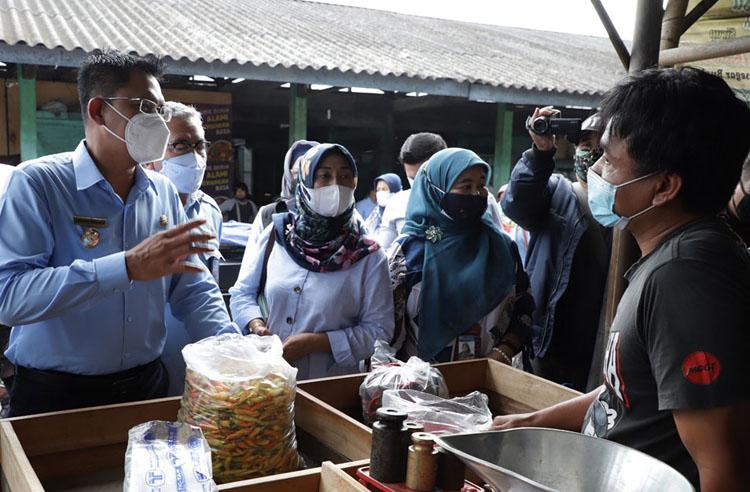 title Jelang Ramadan, Harga Cabai Di Sleman Tembus Rp100.000 Per Kilogram Jelang Ramadan, Harga Cabai Di Sleman Tembus Rp100.000 Per Kilogram