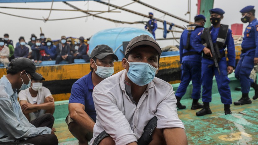 Polairud Baharkam Polri Tangkap 2 Kapal Vietnam Pencuri Ikan di Perairan Natuna - Bagian 2