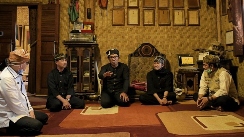 Blusukan Serap Aspirasi, Ridwan Kamil Naik Motor Temui Warga Kampung Adat Ciptagelar - Bagian 7