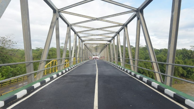 Permudah Akses Warga Cianjur, Gubernur Ridwan Kamil Resmikan Jembatan Cibuni - Bagian 3