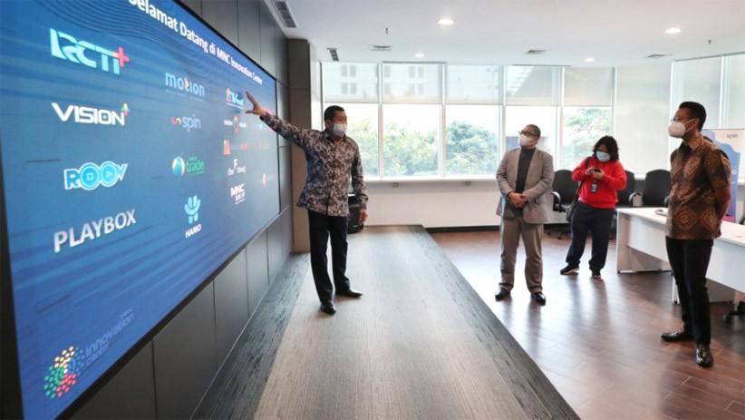 Hary Tanoesoedibjo Ajak John Riady Kunjungi Fasilitas MNC Group - Bagian 2