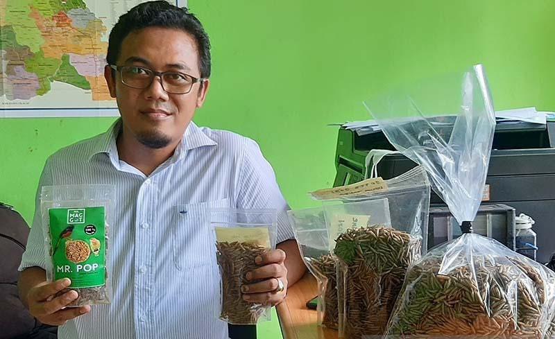 Arky Gilang, Pengepul Sampah Organik asal Banyumas Ini Sukses Bisnis Maggot