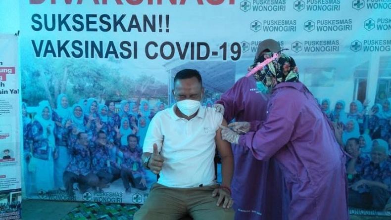 title Puluhan Wartawan di Lampung Utara Disuntik Vaksin Covid-19 Puluhan Wartawan di Lampung Utara Disuntik Vaksin Covid-19