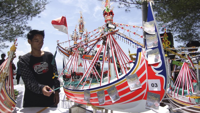 Nelayan Banyuwangi Pamer Miniatur Kapal Slerek - Bagian 1