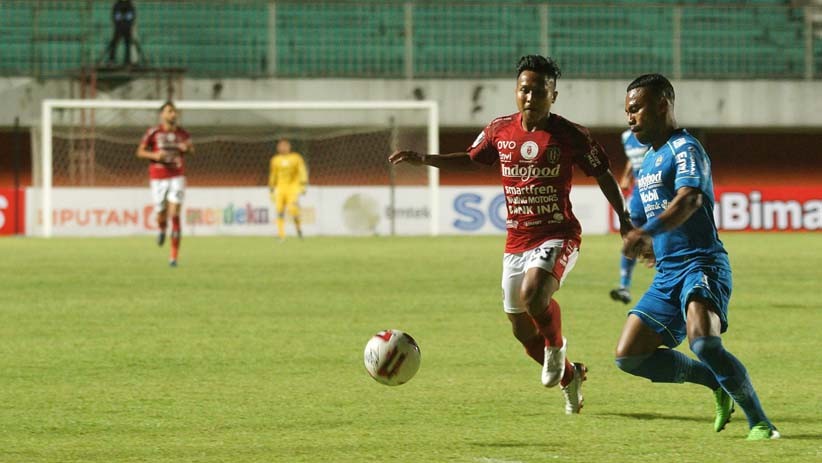 Persib Bandung Vs Bali United Sama Kuat, Petandingan Imbang 1-1 - Bagian 3