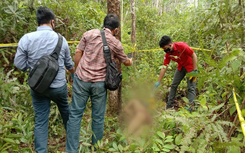 Geger, Warga PALI Temukan Mayat Pria Tanpa Busana Di Kebun Karet