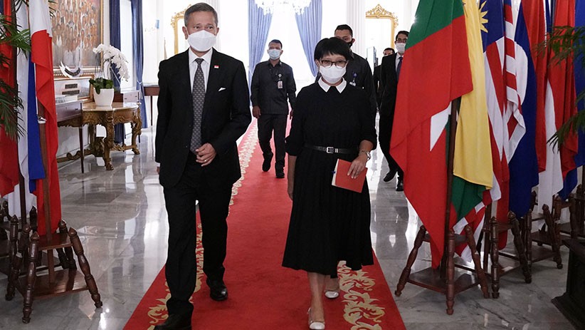 Menlu Retno Bertemu Menlu Singapura Bahas Peningkatan Kerja Sama - Bagian 1