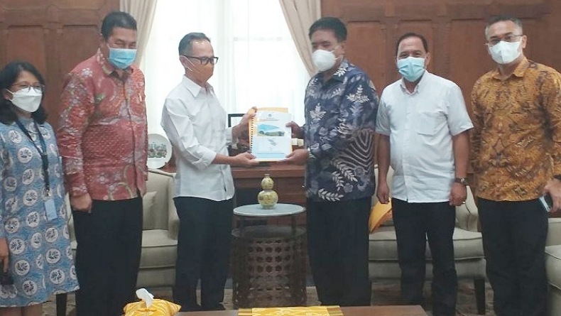 Jajaki Kerja Sama di Sektor Perikanan, Bupati Sangihe Temui Wamenlu Filipina