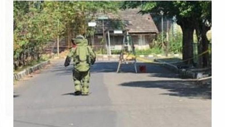 Ada Benda Mencurigakan Diduga Bom Dekat Rumah Aktivis KAMI, Gegana Sisir TKP