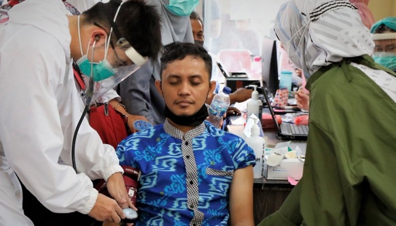 title 2.816 Guru Divaksin Covid-19 Dosis Pertama di Singkawang 2.816 Guru Divaksin Covid-19 Dosis Pertama di Singkawang