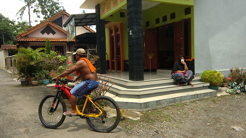 Klaster Senam dan Piknik, 21 Warga Positif Covid-19, 1 Orang Meninggal - Bagian 2