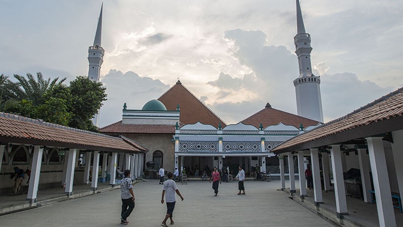Revitalisasi Masjid Luar Batang, Target Selesai Bulan Ramadan - Bagian 2