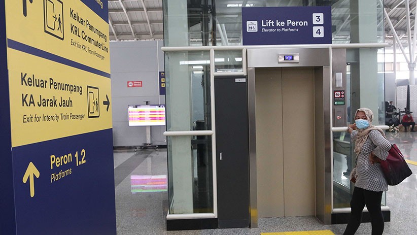 Begini Wajah Baru Stasiun Jatinegara, Tampak Modern dan Rapi - Bagian 3