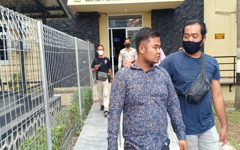 Ditabrak Mahasiswi hingga Terjungkal, Penjambret Apes Ditangkap Warga