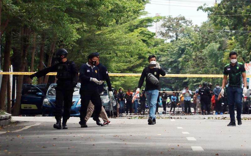 Paus Fransiskus Doakan Korban Bom Gereja Katedral Makassar