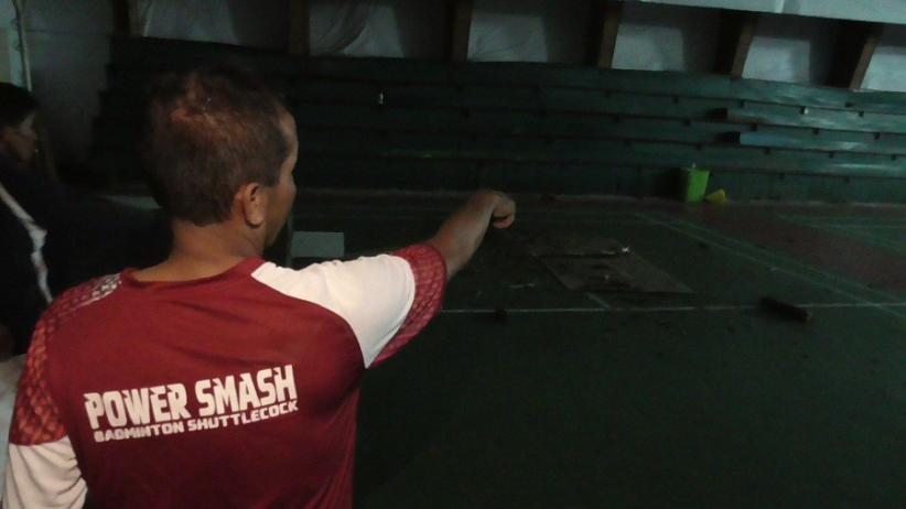 Disambar Petir, Pohon Tumbang Timpa Sport Hall dan Kenai Pemain Bulu Tangkis