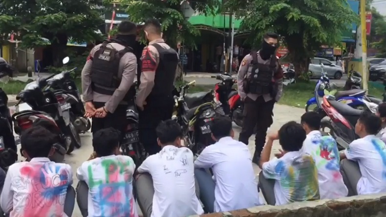 Coret-Coret hingga Bikin Kerumunan, Puluhan Pelajar di Medan Diamankan Polisi