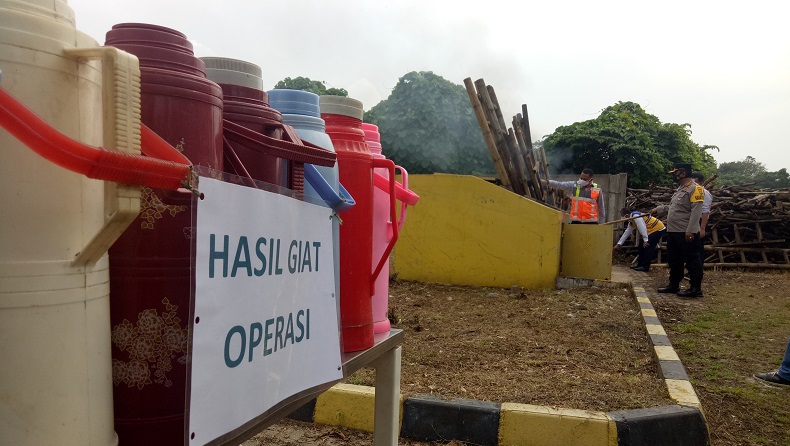 Puluhan Termos Air dan Tangga Diamankan dari Jalan Tol Tangerang-Merak, Ini Penyebabnya