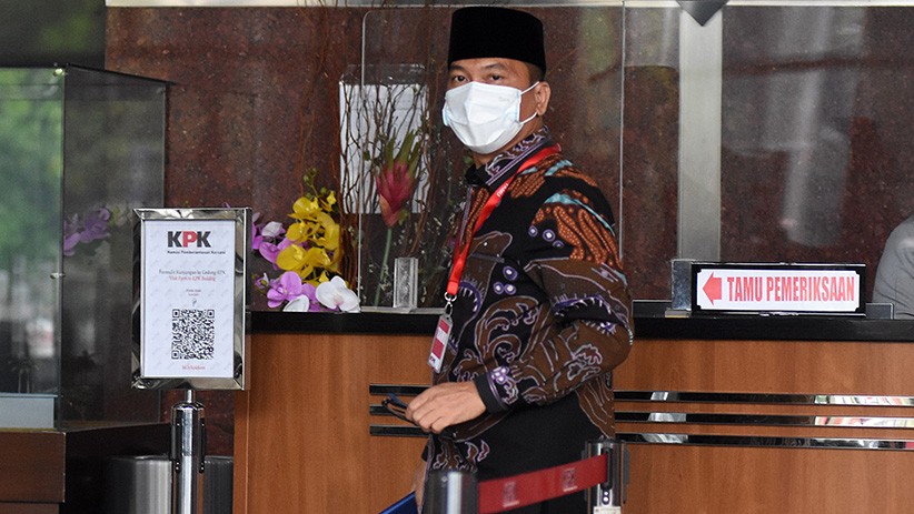 Ketua Komisi VIII DPR Yandri Susanto Diperiksa KPK terkait Dugaan Suap Bansos - Bagian 1