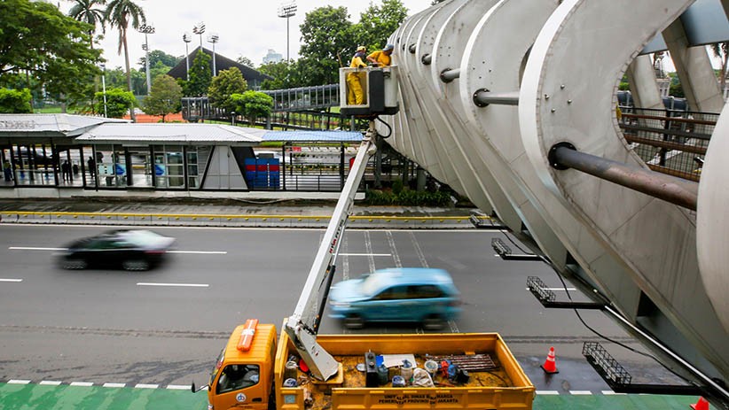 Merawat JPO Instagramable di Jalan Jenderal Sudirman Jakarta - Bagian 4