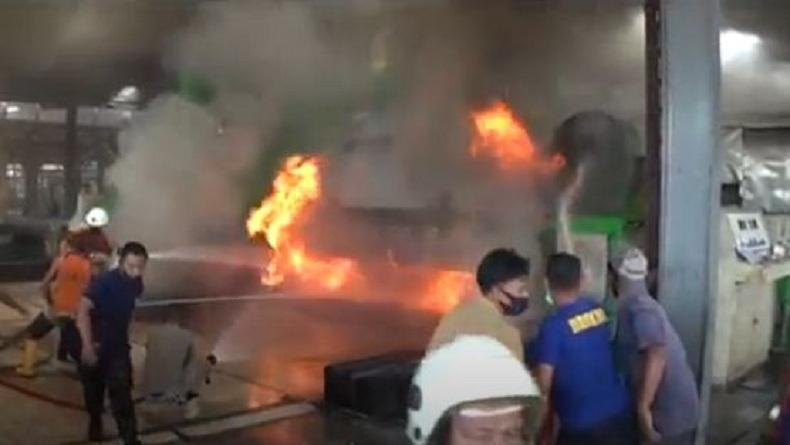 Pabrik Pengolahan Getah Karet di Tebingtinggi Terbakar