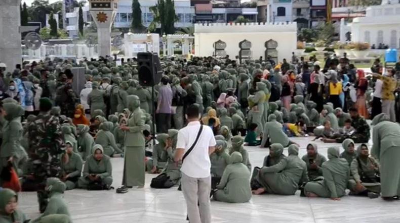 3.000 Warga Banda Aceh Antusias Ikuti Vaksinasi Massal di Masjid Raya Baiturrahman 