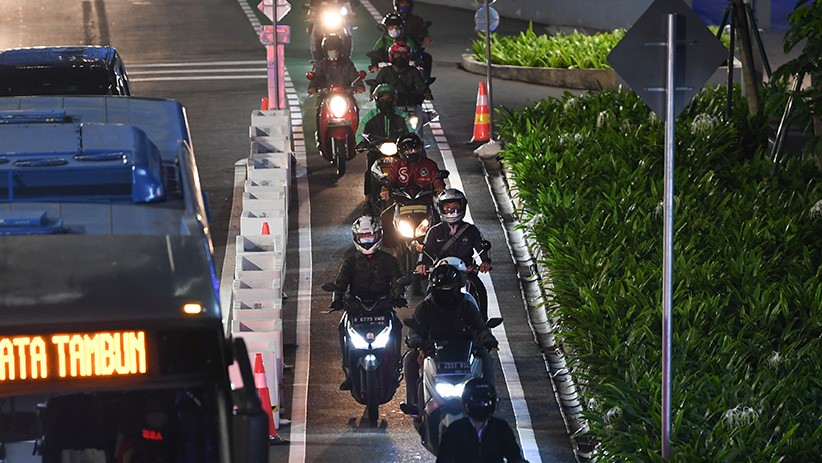 4.000 Pembatas Jalur Sepeda Permanen Akan Dipasang di Jalan Sudirman-Thamrin - Bagian 2