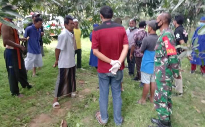 Ditemukan Tergantung di Pohon, Jenazah Pedagang Kambing Diautopsi 