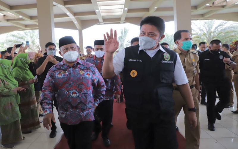 Gubernur Herman Deru Sebut Biaya Hidup Warga Sumsel Masih Boros, Kok Bisa?