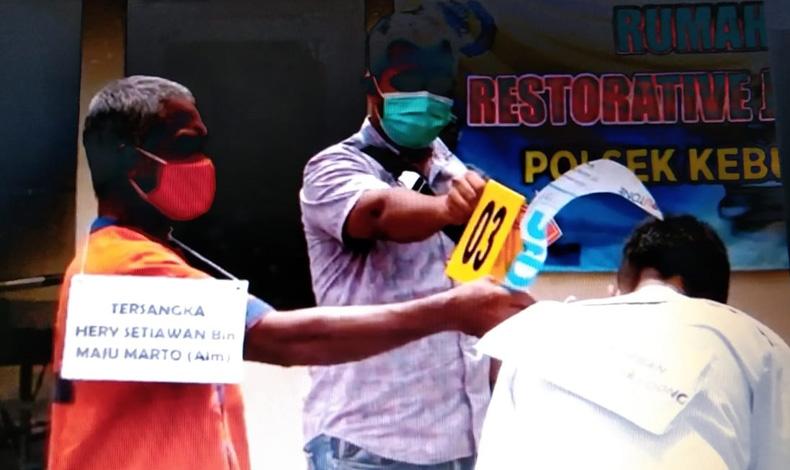 Rekonstruksi Pembacokan 6 Warga di Kebumen, Tersangka Peragakan 9 Adegan 