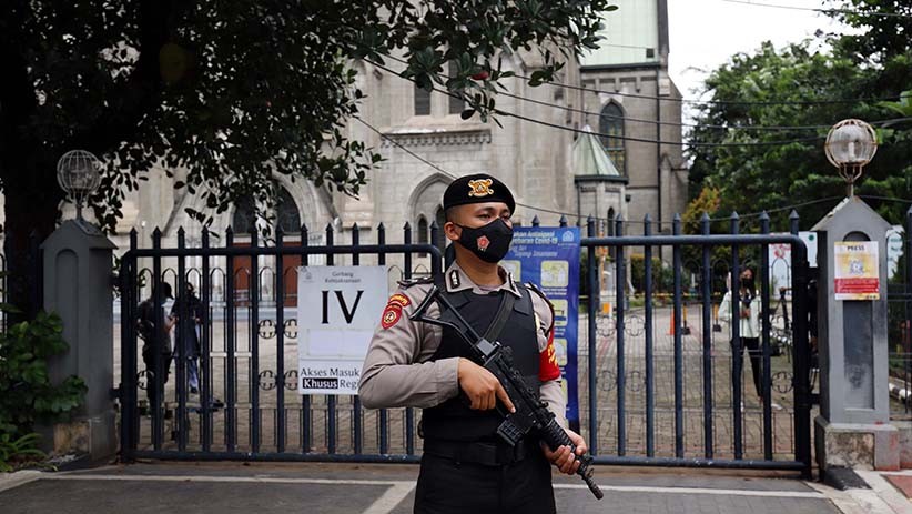 Pengamanan Gereja Katedral Diperketat Jelang Paskah - Bagian 4