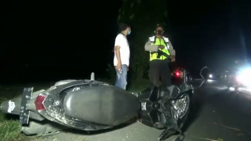 Gegara Jalan Gelap, Pemotor di Tuban Terperosok Lubang dan Tewas 