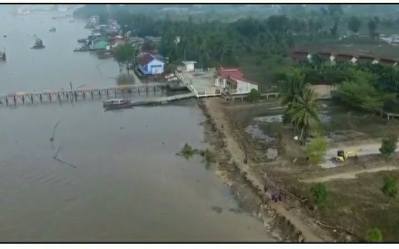 Pemprov Sumsel Kirim 30.000 Kubik Tanah untuk Pantai Buatan di Pulau Kemaro