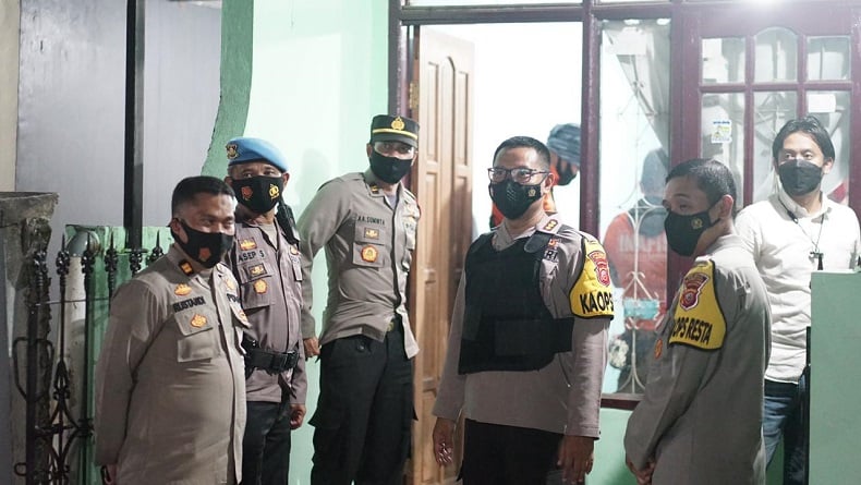 Ini Kata Saksi soal Kaus Bergambar HRS di Rumah Kontrakan Terduga Teroris di Bandung