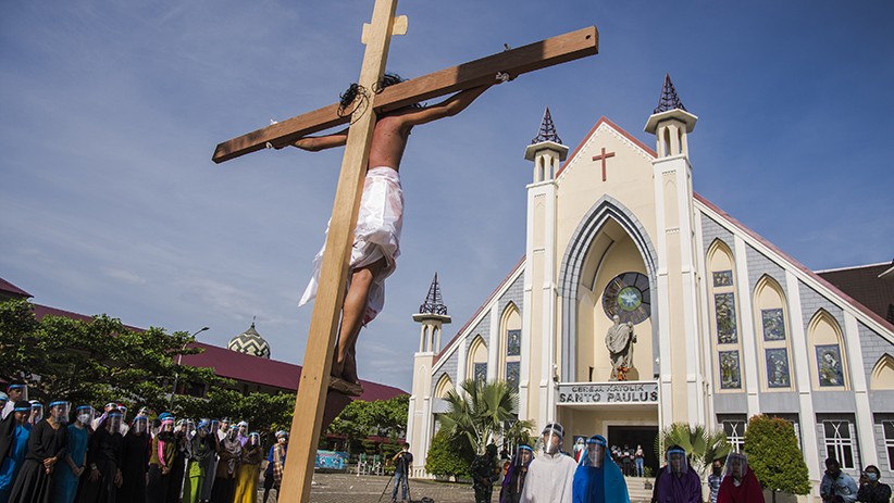 Prosesi Tablo Jalan Salib dengan Protokol Kesehatan Ketat - Bagian 1