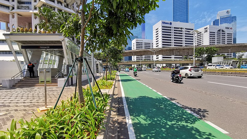 Libur Paskah, Lalu Lintas Kota Jakarta Ramai Lancar - Bagian 3