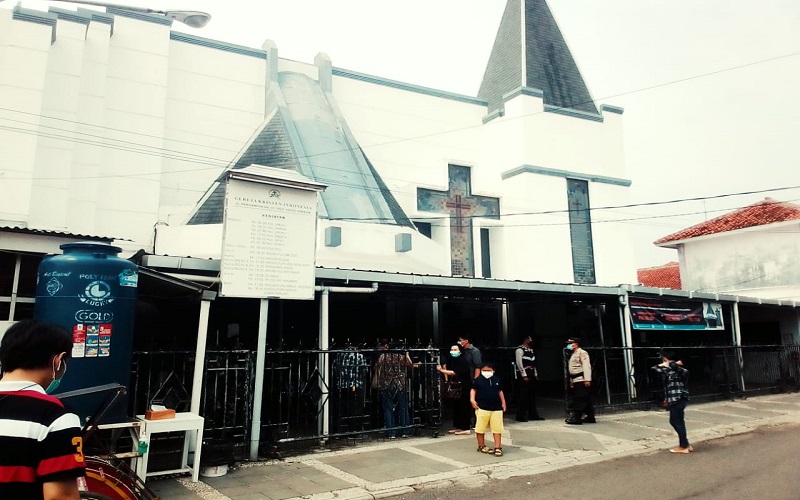 Perayaan Paskah di Cirebon Dijaga Ketat Polisi dan TNI