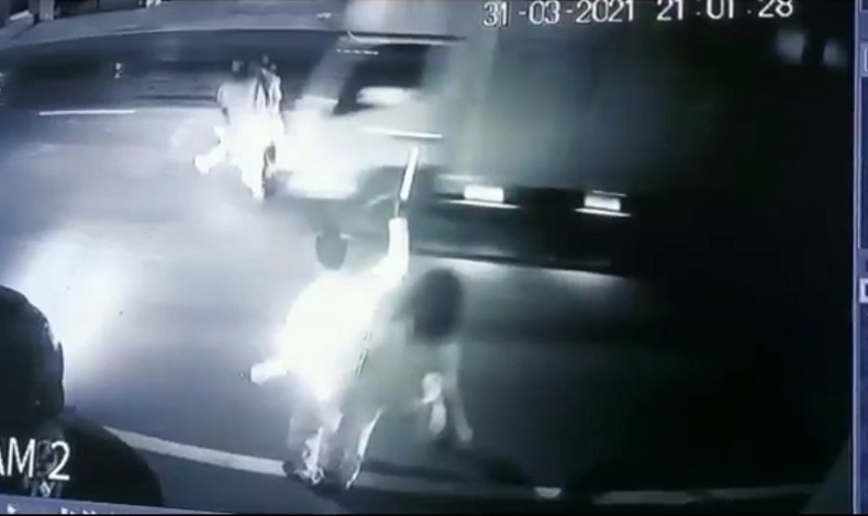 Terekam CCTV, Pulang Dugem 2 Perempuan di Tuban Tewas Ditabrak Truk 