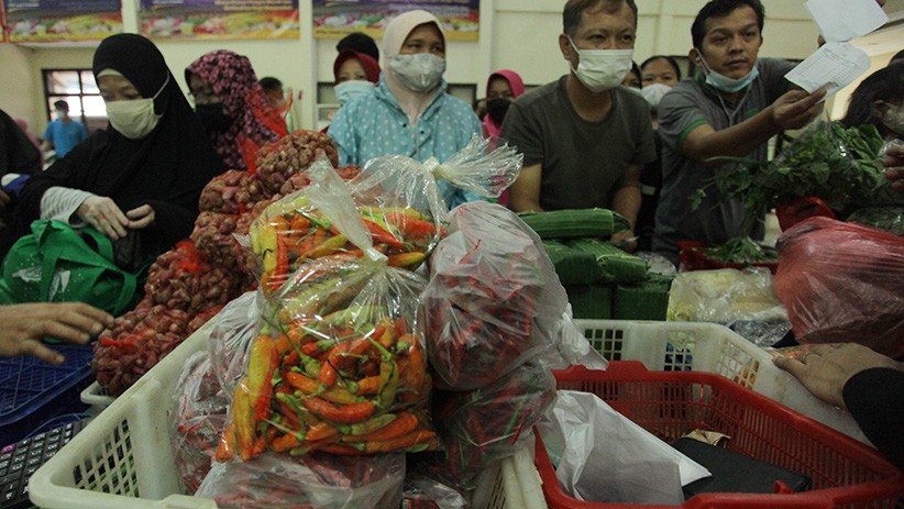 Jual Cabai Rawit Merah Murah, Operasi Pasar Kementan Diserbu Warga - Bagian 3