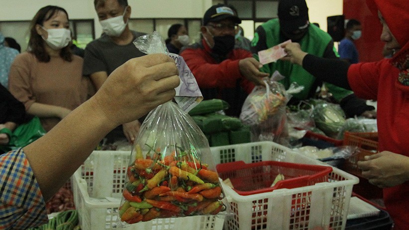 Jual Cabai Rawit Merah Murah, Operasi Pasar Kementan Diserbu Warga - Bagian 2