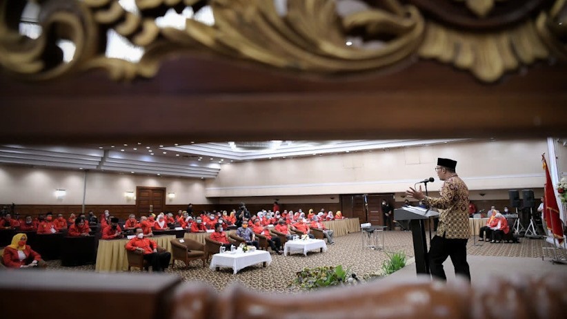 Gubernur Jabar Minta Soksi Gelar Vaksinasi Covid-19 - Bagian 3