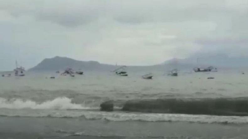 Kapal Motor dari Pulau Ende Tenggelam Dihantam Gelombang Tinggi, Seorang Balita Tewas