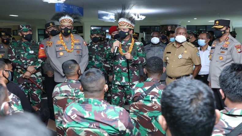Gubernur Dominggus Mandacan Usulkan Penambahan Bintara AL dan AU ke Panglima TNI