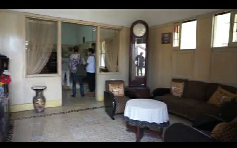 Wisata Menginap Kamar Soekarno di Palembang